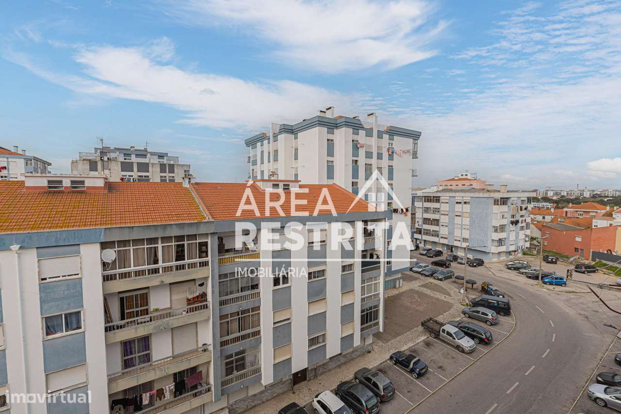 Apartamento T3 transformado em T2 no Seixal, Arrentela-31