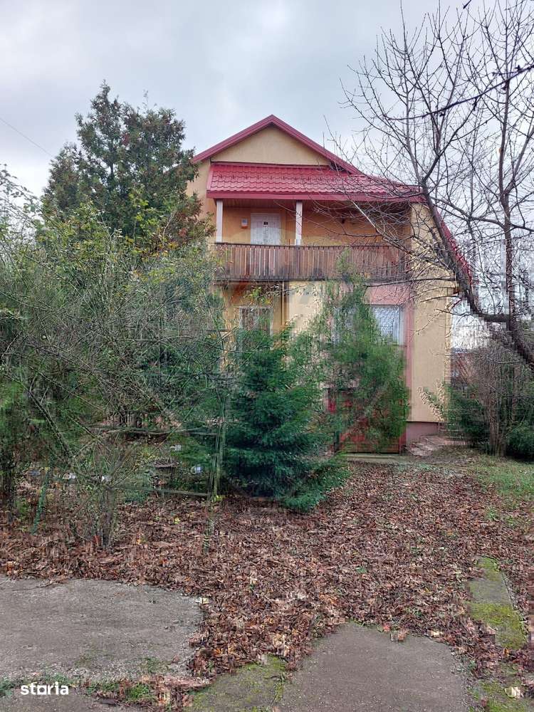 Casă / Vilă cu 4 camere de vânzare - Imagine principală: 1/5