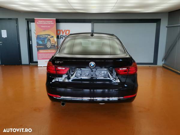 BMW Seria 3 318d DPF Touring Aut. Edition Exclusive - 5