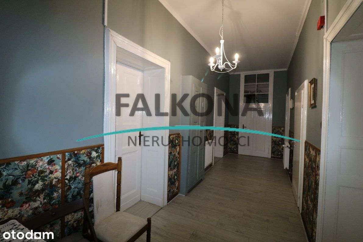 Przestronne mieszkanie w samym centrum miasta-13