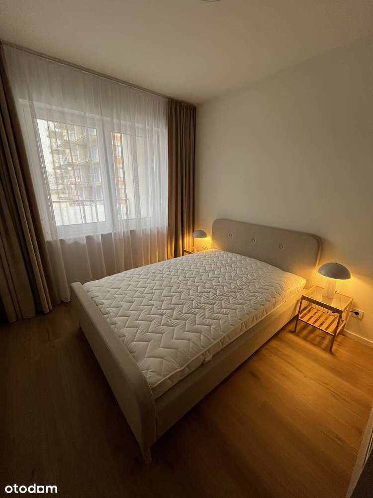 Do wynajęcia, 2 pokoje, ogrzewanie miejskie, balkon i parking. - Widok 3