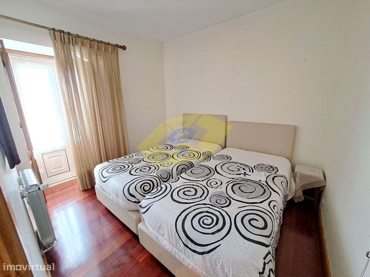 Moradia T3 em Pombeiro + Terreno Rústico-27