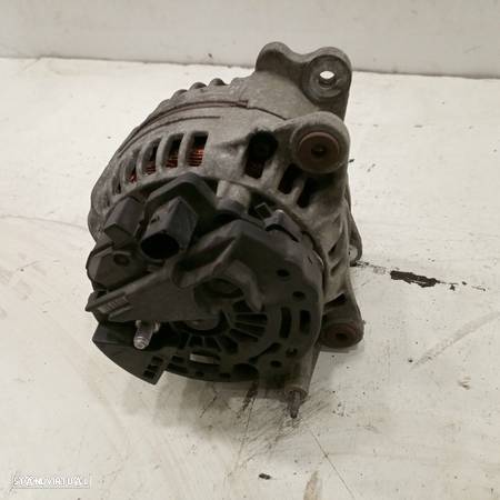 Alternador Audi A3 (8L1) - 5