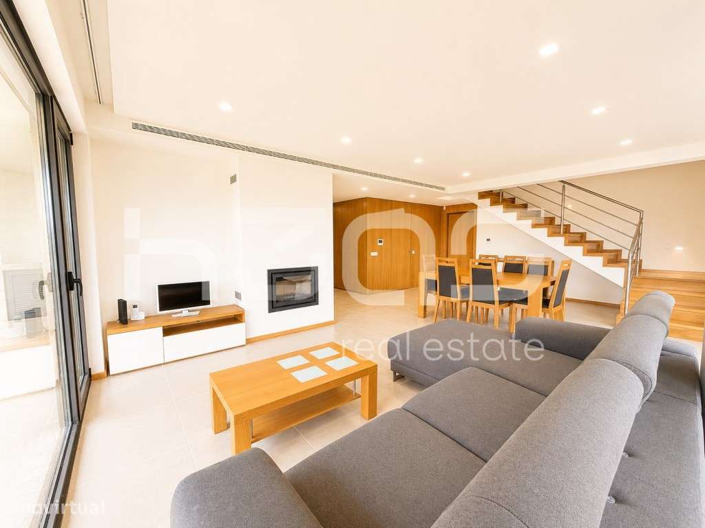 Moradia T3 Unifamiliar e Contemporânea - Vila Verde-13