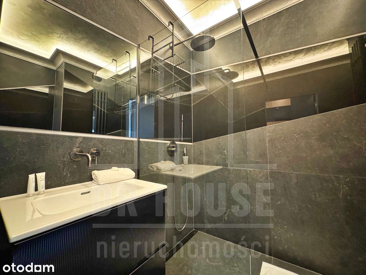 QUORUM | 13 piętro | UNIKATOWY WIDOK | Wysoki Standard | 1 pok 27,78m2-5