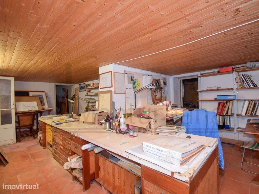 MORADIA INDEPENDENTE NO ESTORIL COM VISTA MAR-46