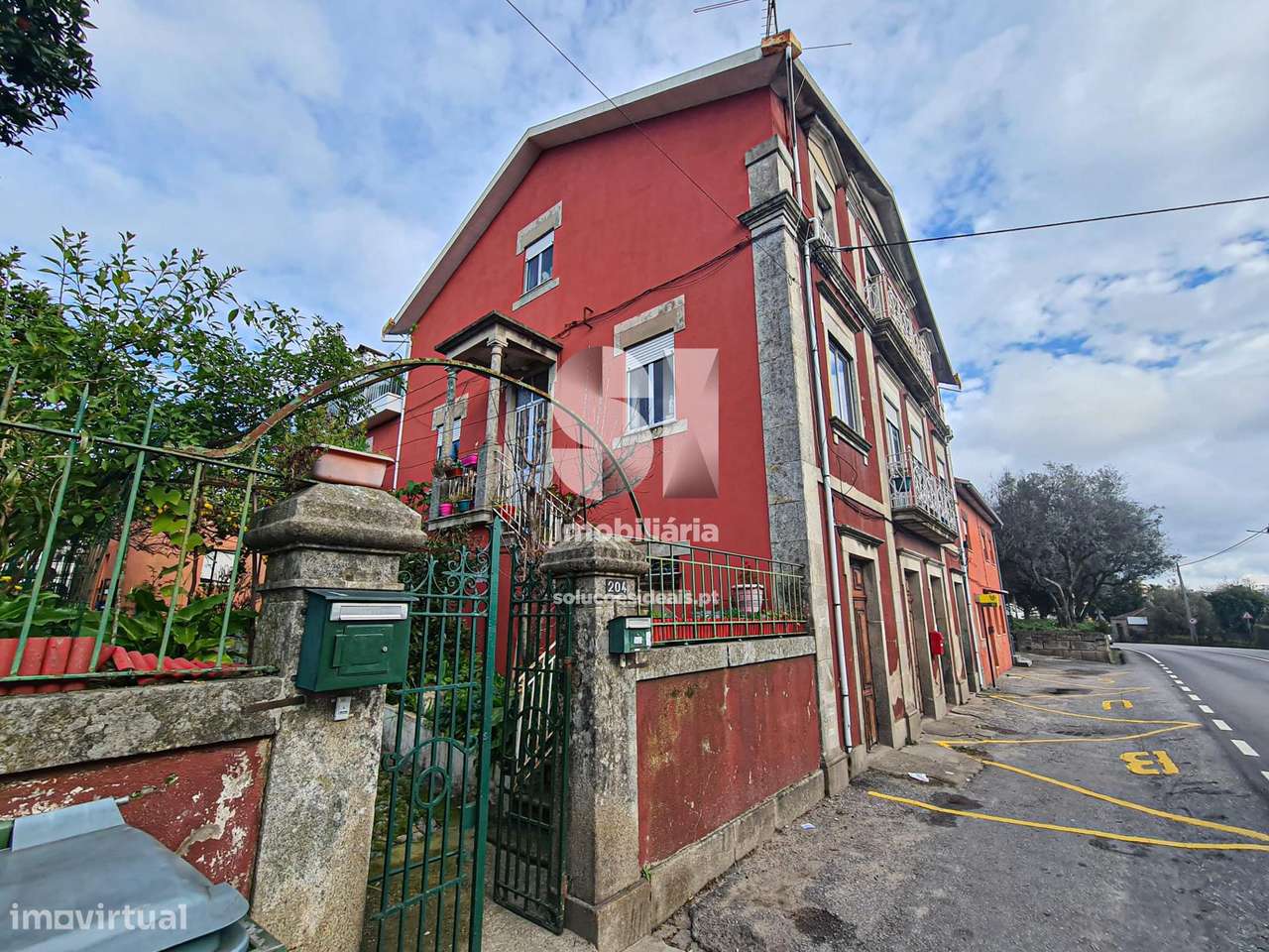 Prédio >=T10 - Repeses - Grande imagem: 1/15