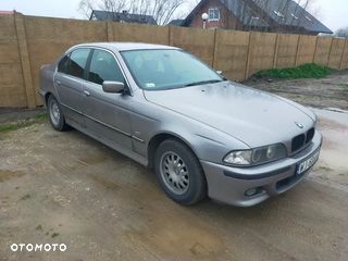BMW Seria 5 528i