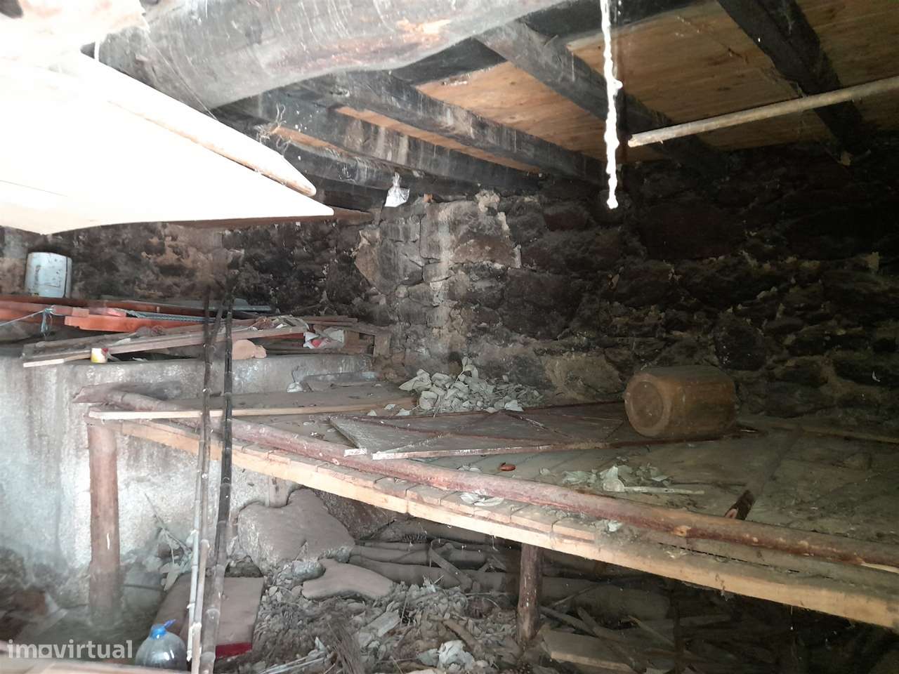 Moradia para Restaurar T4 Venda em Soalheira,Fundão-18
