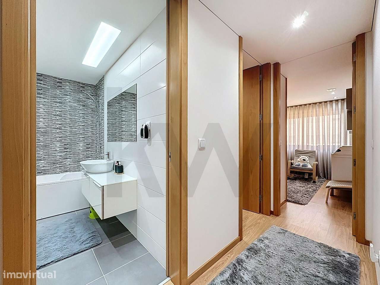 Apartamento T2 c/ Garagem Fechada em Perfeito Estado- Urbanização Pass-15