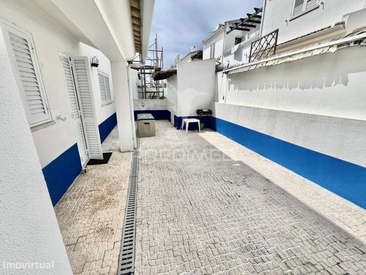 Moradia em banda T4 com logradouro e garagem - Grande imagem: 4/40