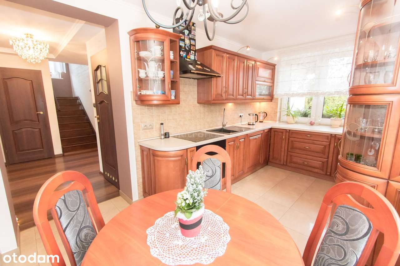 Dom w Miastku- 134m2, dwa garaże, światłowód.-5