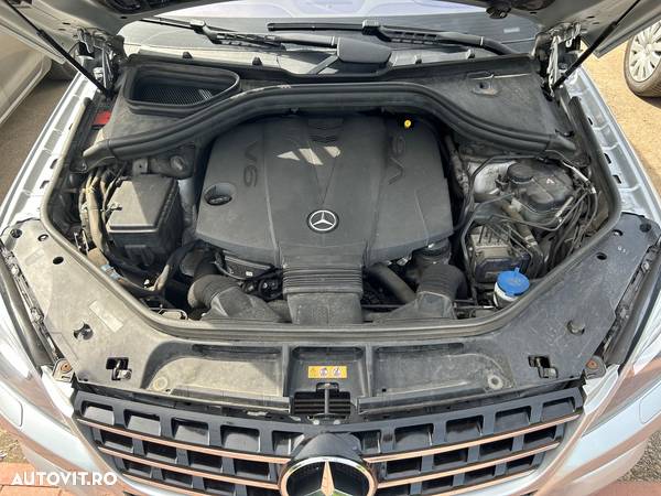 Mercedes-Benz ML 350 BlueTec 4MATIC Aut - 15