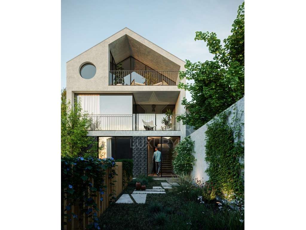 Moradia T3 com Projeto Aprovado na Foz Velha-6