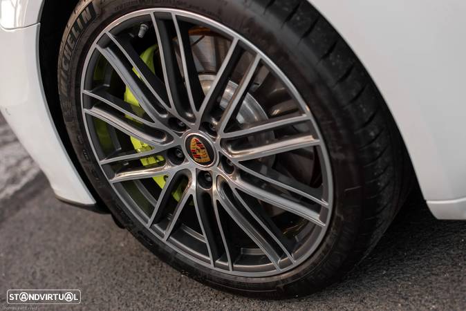 Porsche Panamera 4S E-Hybrid - 5