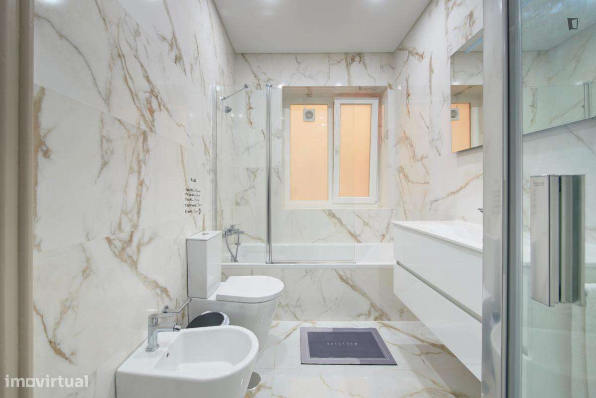 Cama - localizado em Saldanha Lisbon - Grande imagem: 4/58