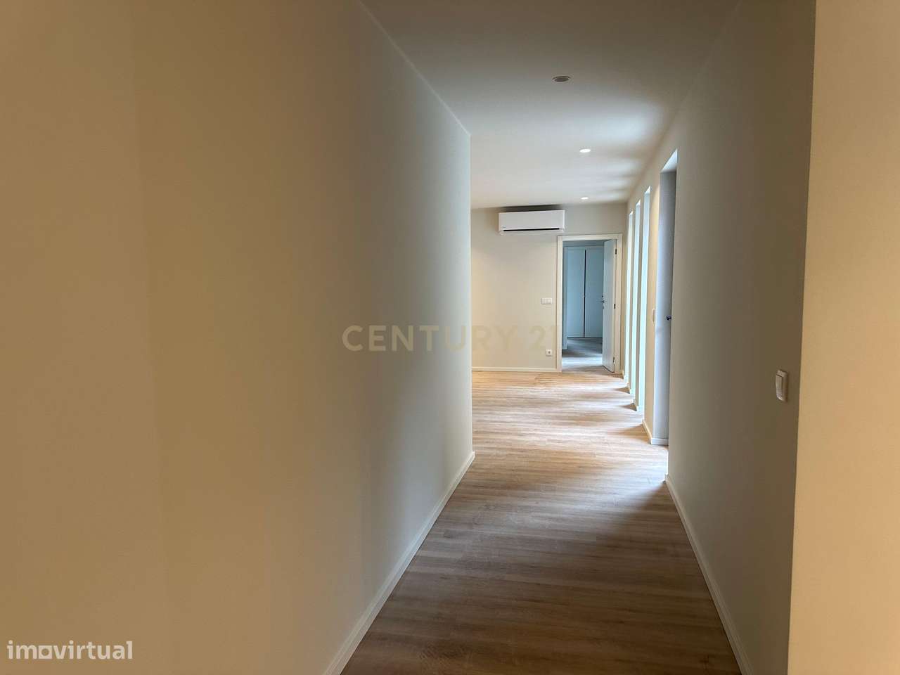 Apartamento T2 de Luxo com terraço novos no centro da Vila do Gerês - Grande imagem: 5/45