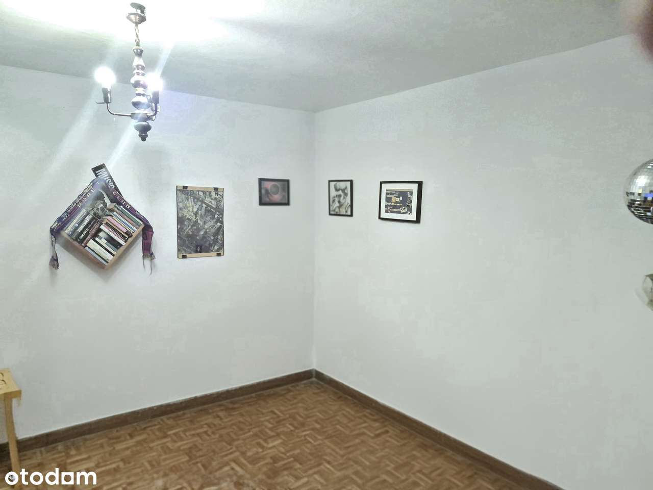 Dwustronne mieszkanie z dużym balkonem, w niskim budynku-1