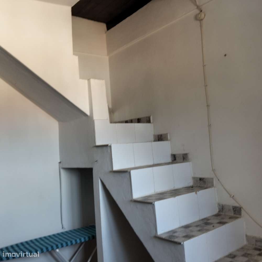 Moradia T-5 pronta a habitar Maiorga -Alcobaça-Nazaré Leiria-16