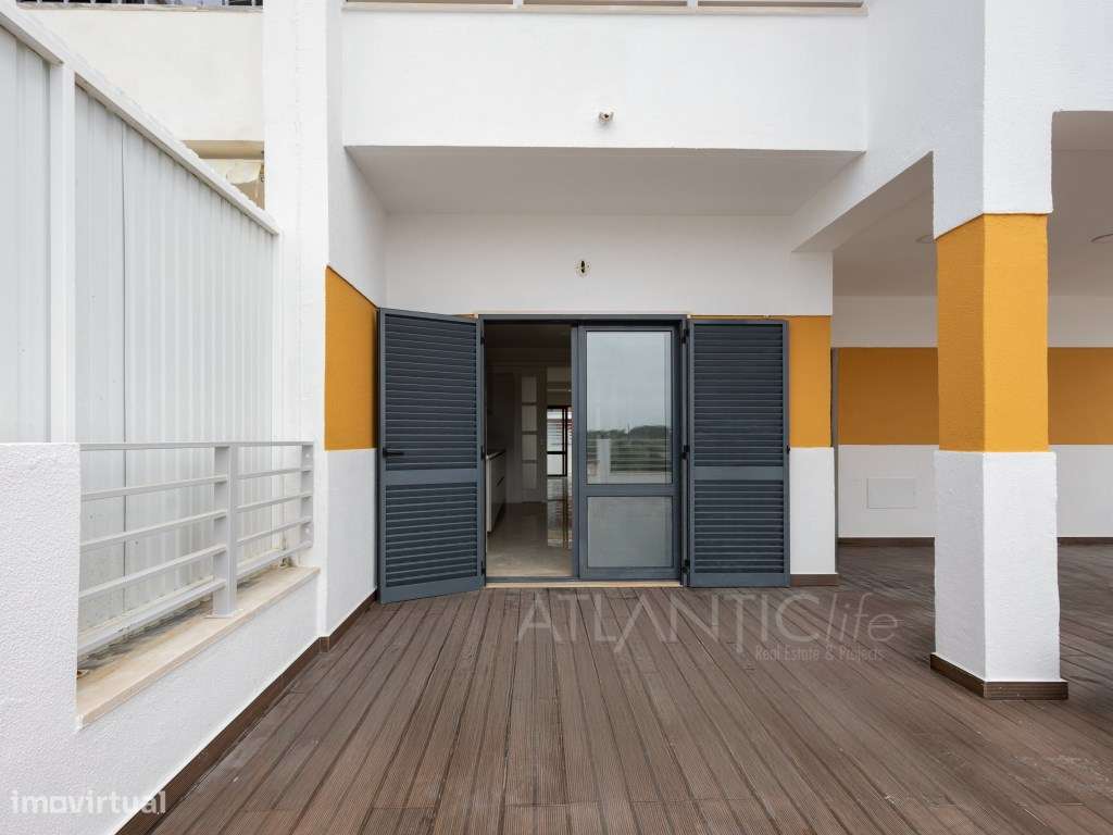 Moradia T3 Amadora com Excelentes Áreas e Espaço Exterior-34