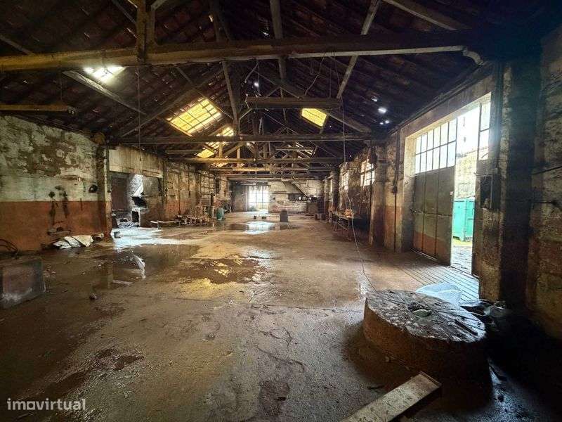 Armazém para indústria, comércio com habitação - Grande imagem: 4/12