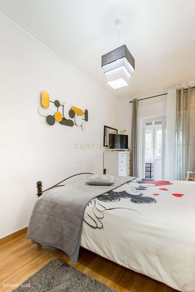 T2 Remodelado - Torre da Marinha 1 andar-21