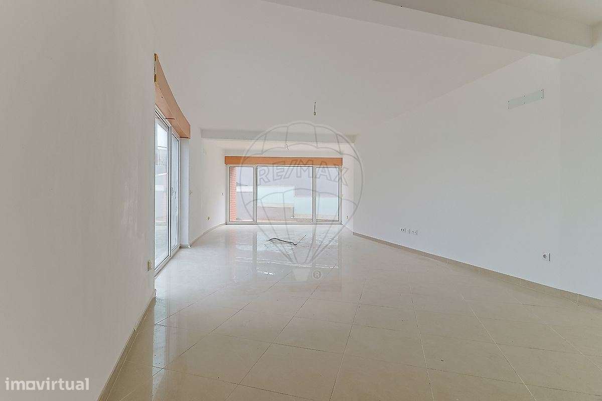 Venda de Moradia T4 + 1 em São Martinho do Bispo, Coimbra - Grande imagem: 3/28