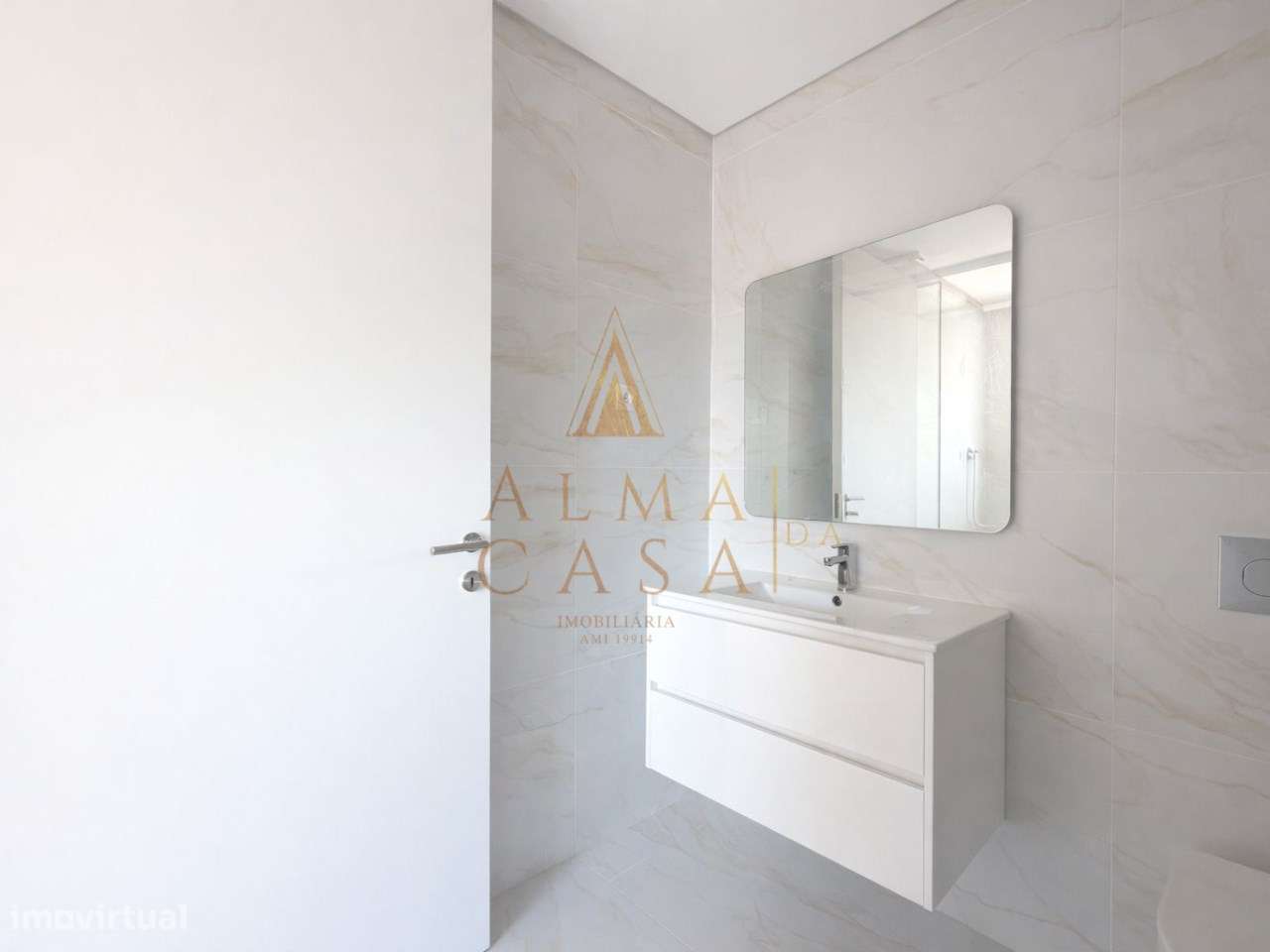 Apartamento T2 Novo | Varanda |Pronto Habitar | Rio Tinto-9