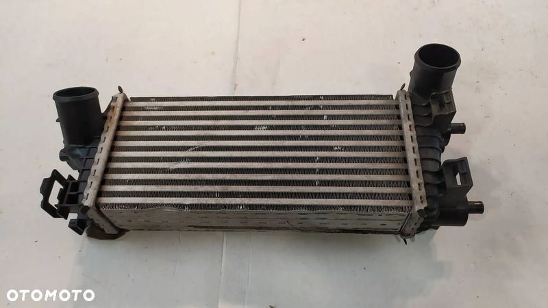 CHŁODNICA INTERCOOLER Ford C-MAX II - 1