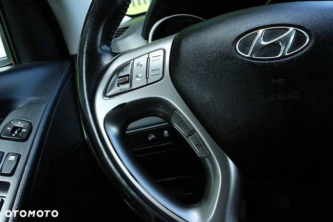 Hyundai ix35 2.0 Premium 2WD - 24