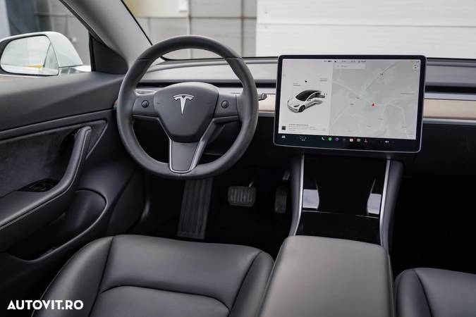 Tesla Model 3 AWD Dual Motor - 10