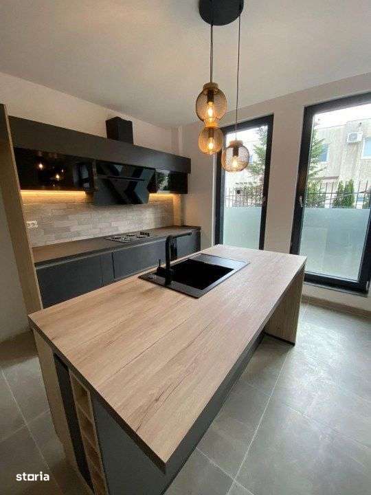 Vila, casa 5 camere/Single, 2 parcari, Pipera, Iancu Nicolae - Imagine principală: 2/19