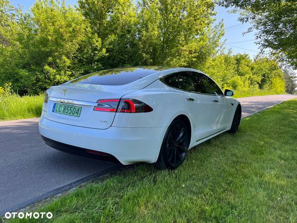 Tesla Model S 75 D - 4