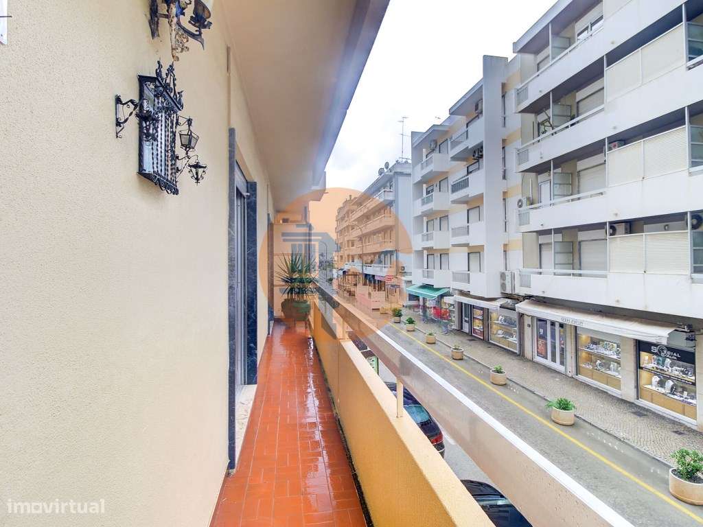Apartamento T2 Monte Gordo Varandas com vistas Mar - Grande imagem: 2/18