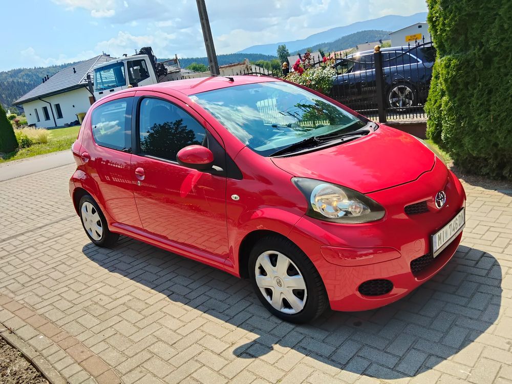 Toyota Aygo I (2005-2014) CoolRed 2009
