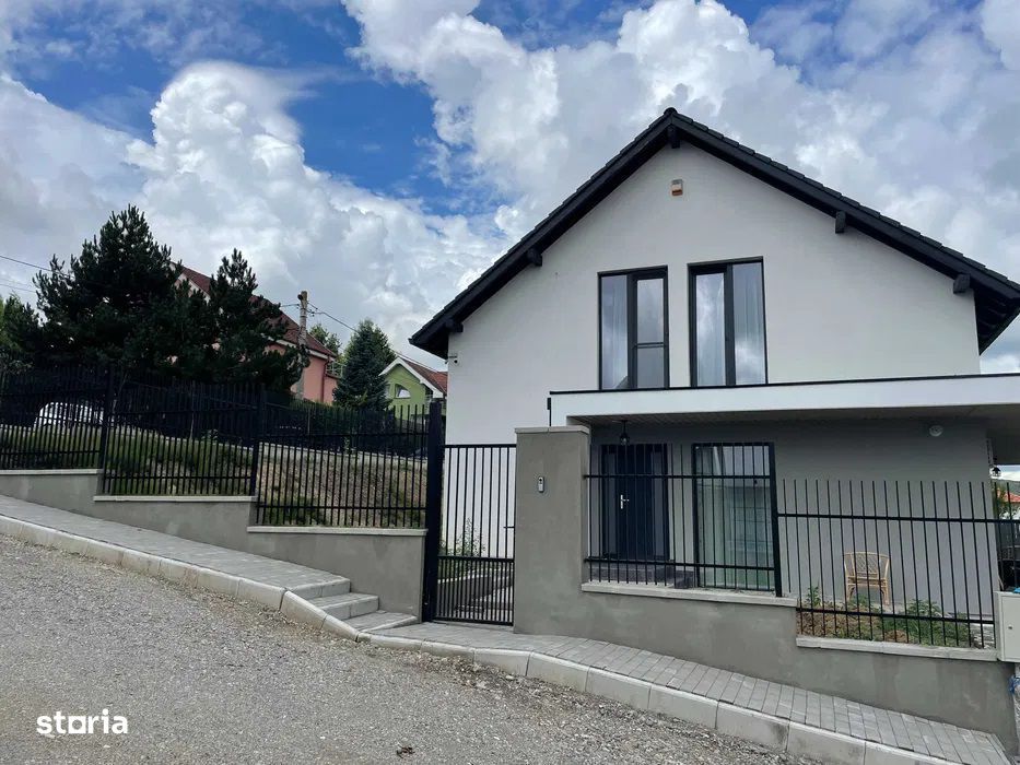 Oferim spe vanzare casa noua, cu 4 camere, cart. Rasaritului