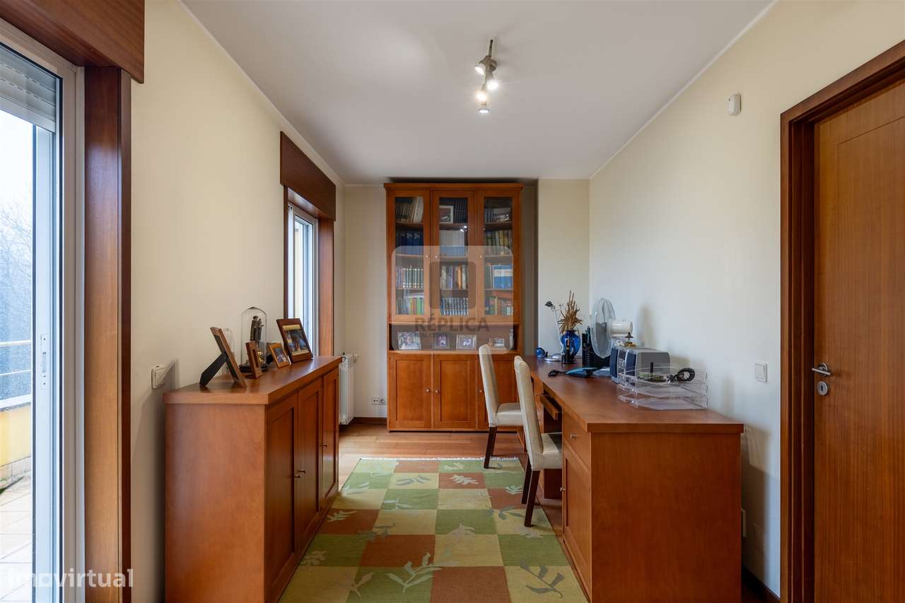 Moradia T5 com jardim e garagem | Senhora da Hora, Matosinhos-39