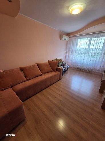 Apartament 3 camere de vanzare Lujerului Intersectie (Bloc 1986)-2