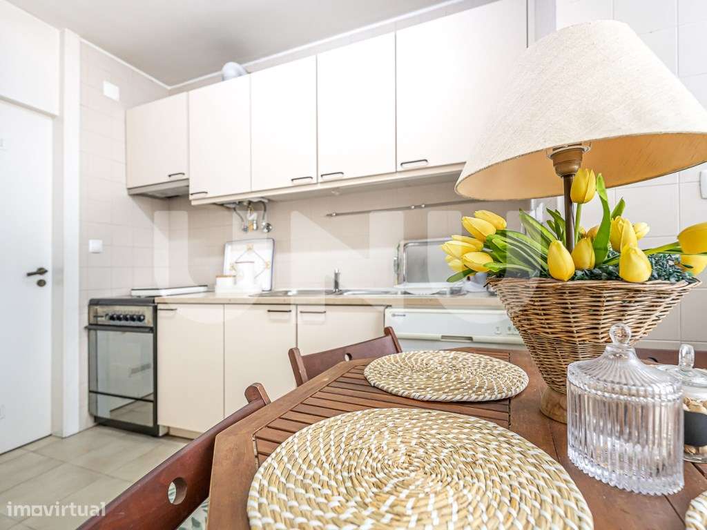 Apartamento T2 com vista desafogada em Algés - Rua Margarida Palla-5