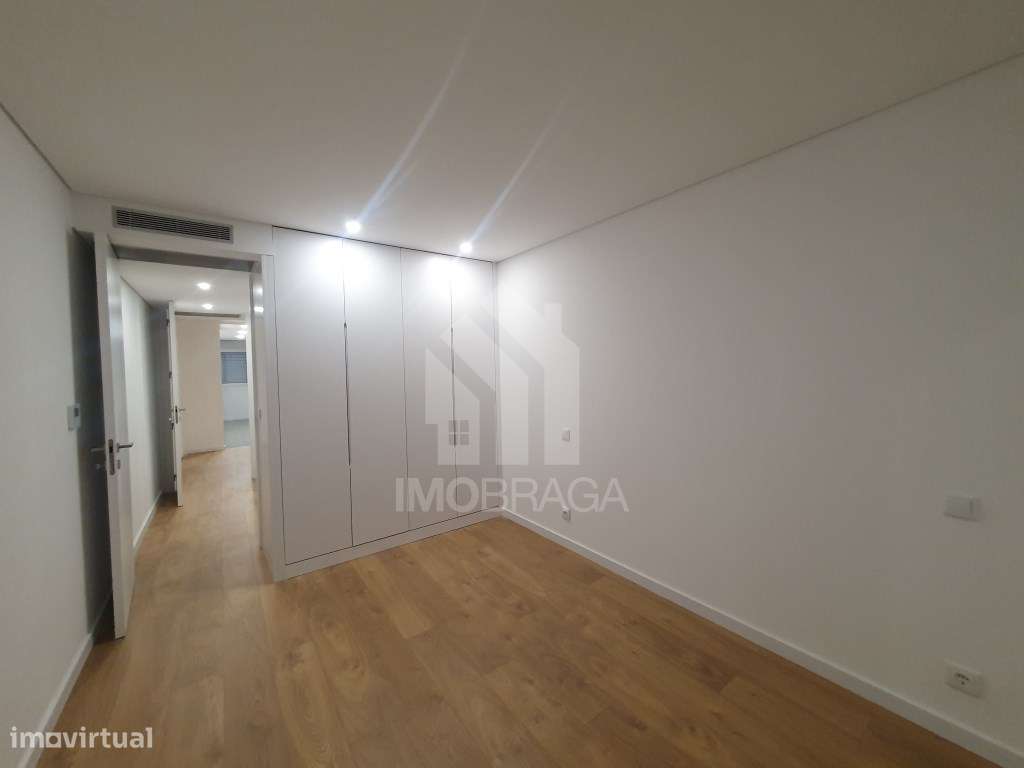 Apartamento T2, em São Vicente, Braga-15