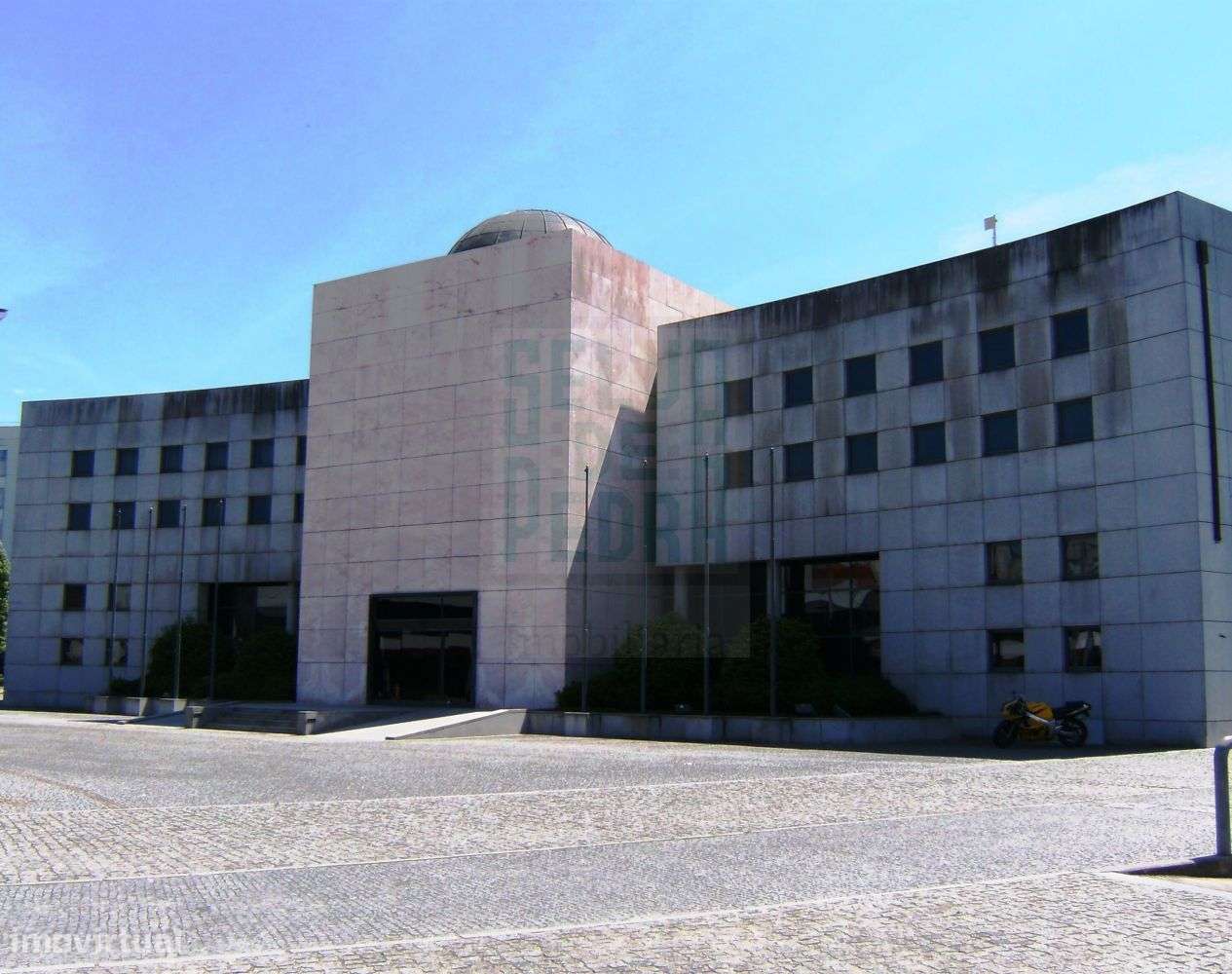 Apartamento T2+1 Centro de Paços de Ferreira-12