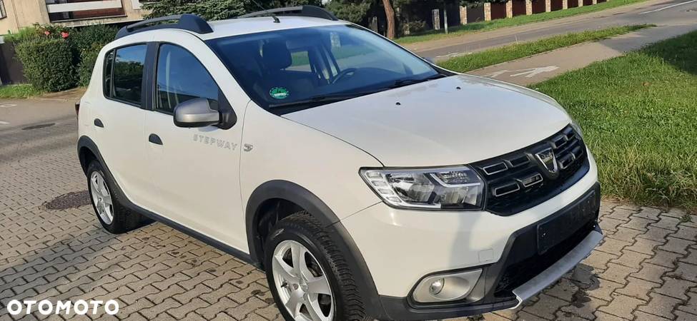 Dacia Sandero Stepway TCe 90 (S&S) Essential - 3