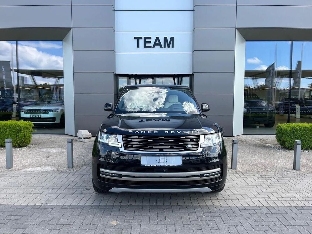 Land-Rover Range-Rover 3.0 D Hse 300 KM — zdjęcie 2