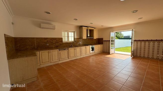 Moradia T5 com piscina - Foz do Neiva-7