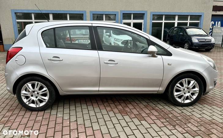 Opel Corsa 1.2 16V Enjoy - 5