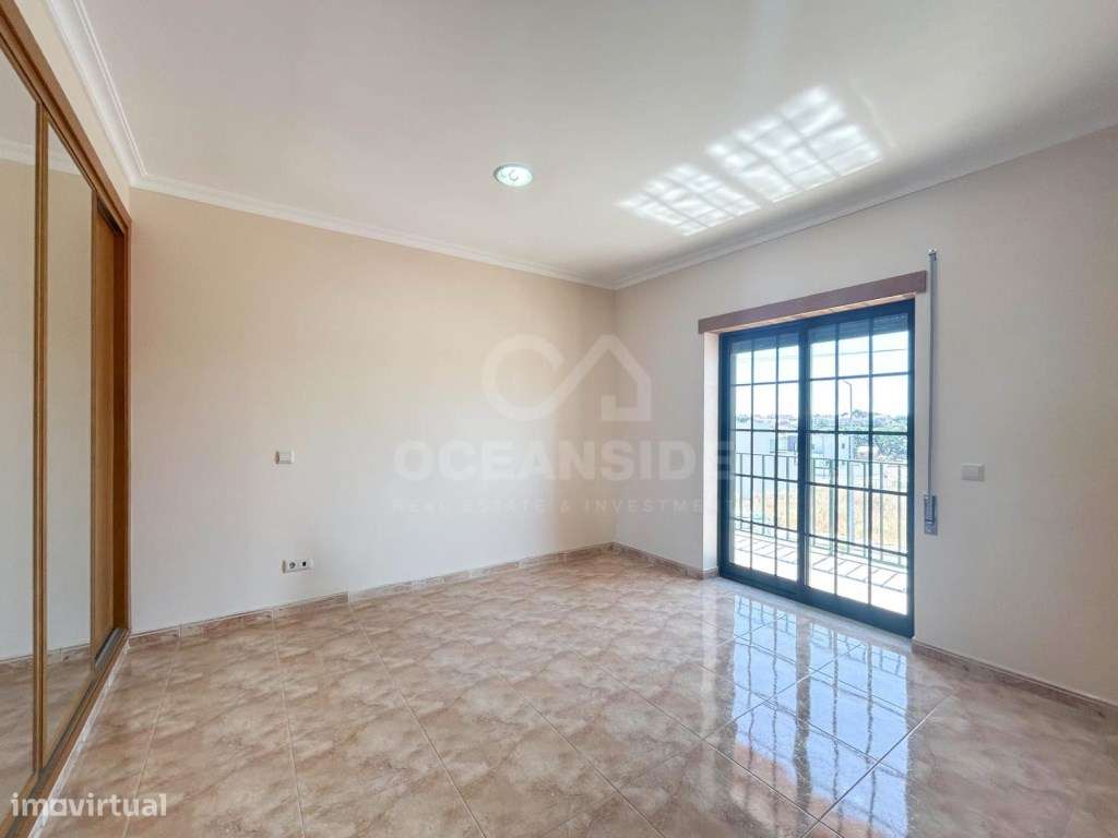 Moradia T4 independente em Castelo Branco-37