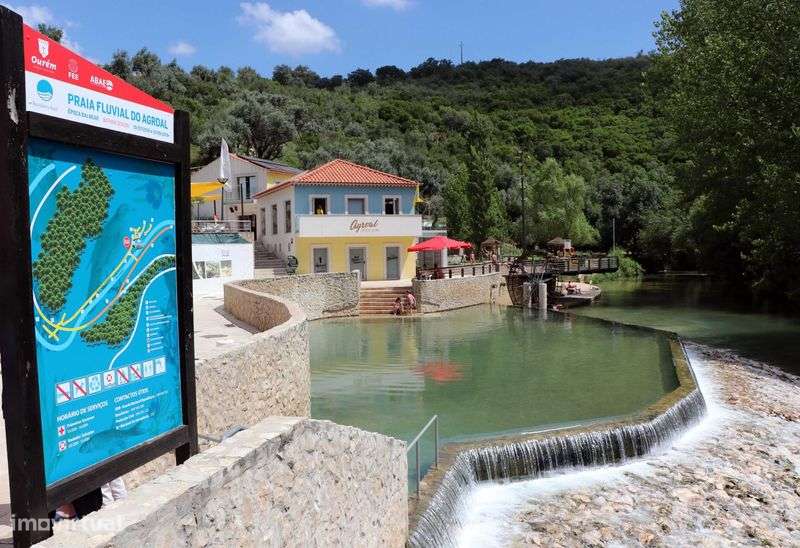 Terreno urbano em Ourém - aprox. 400m2 - Oferta de Projeto* - Grande imagem: 5/12