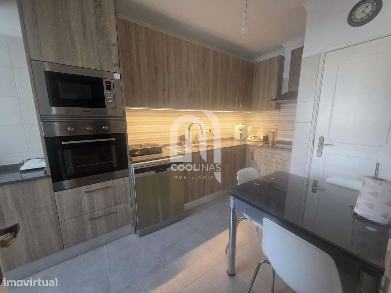 T2 Foros de Amora com varanda - Grande imagem: 5/17