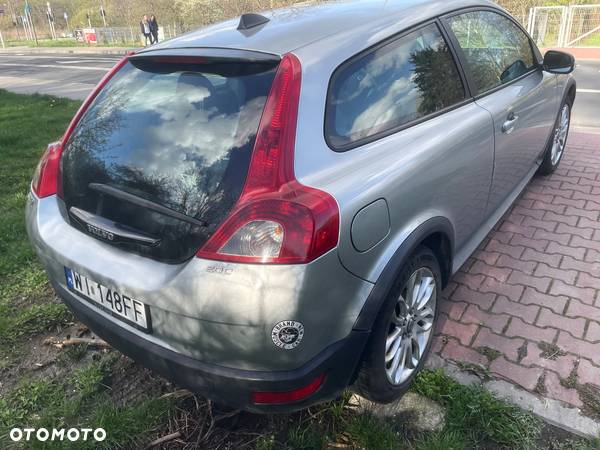 Volvo C30 2.0D Momentum - 7