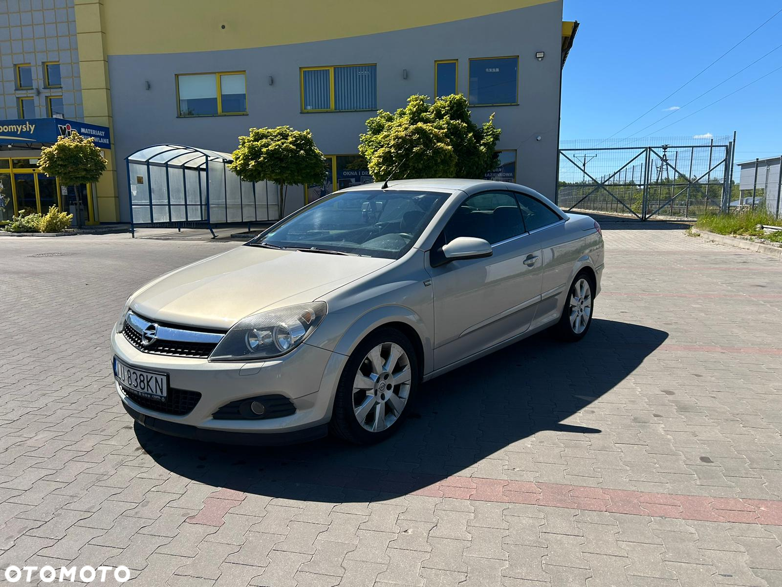 Opel Astra Twin Top 1.9 CDTI Edition - 8